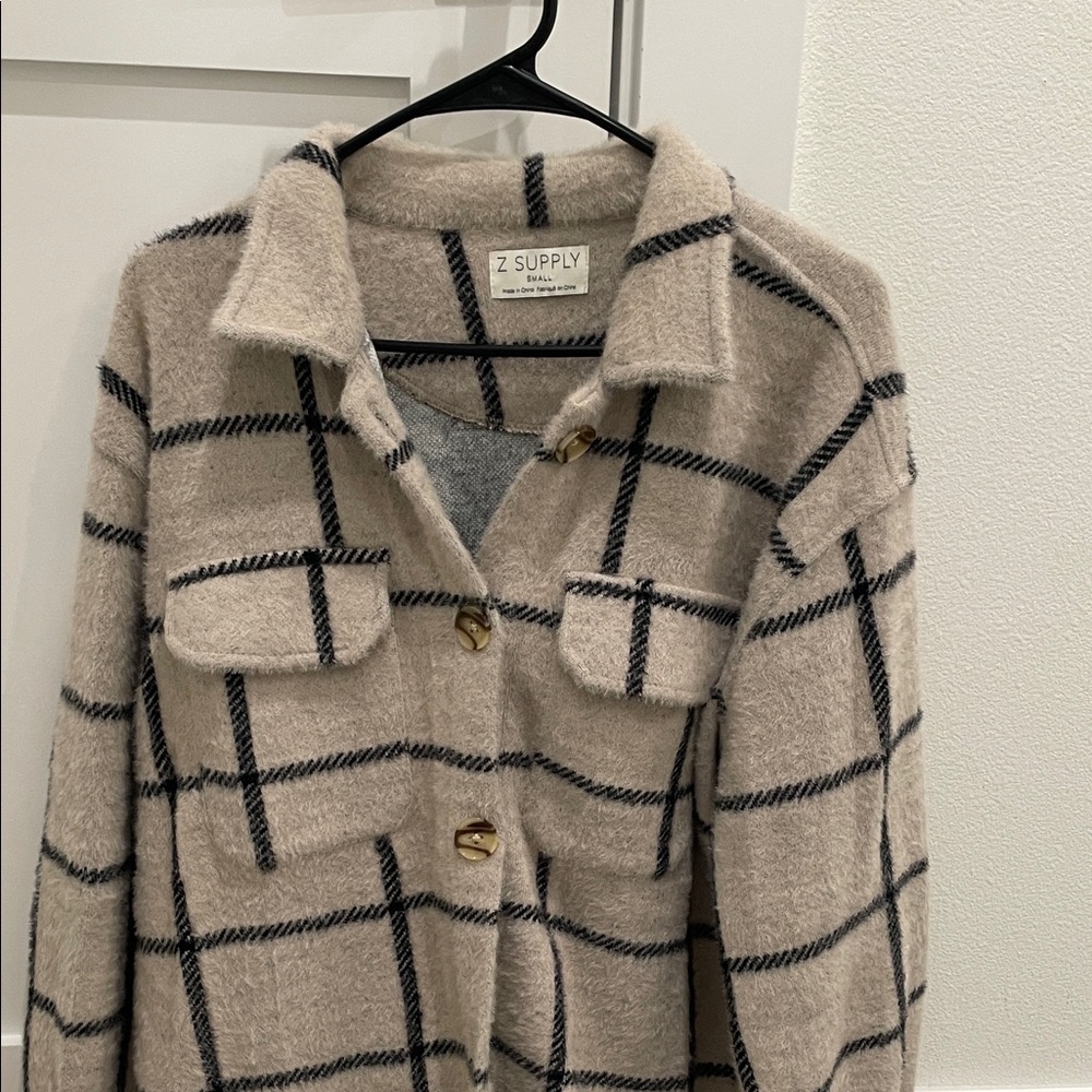 Z Supply Women's Checkered Teddy Jacket - Cream and Black